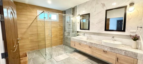 Вилла с 6 спальнями в Паттайя, Таиланд № 74984 25