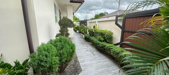 Вилла с 6 спальнями в Паттайя, Таиланд № 74984 12