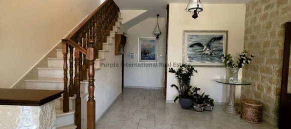 4 bedrooms Villa in Episkopi, Cyprus No. 5358 3