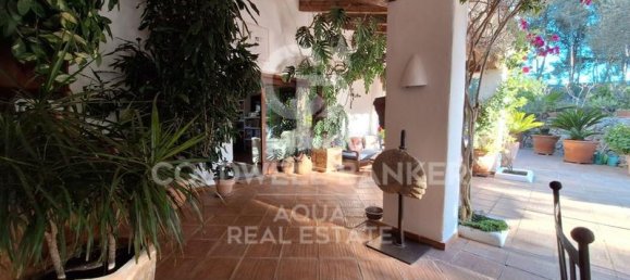 Вилла с 4 спальнями в Аликанте, Испания № 78428 28