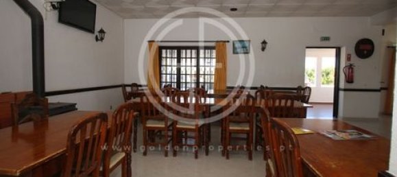 248m² Building in Albufeira, Portugal No. 151004 2