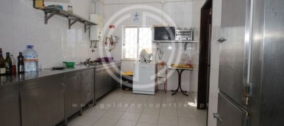 248m² Building in Albufeira, Portugal No. 151004 10