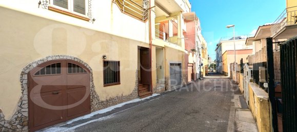 4 rooms House in Monte di Procida, Italy No. 363208 22
