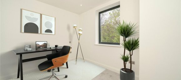 3 bedrooms House in London, United Kingdom No. 12695 8