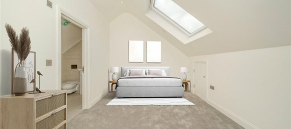 3 bedrooms House in London, United Kingdom No. 12695 6