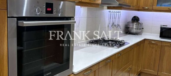 Adosado de 3 dormitorios en Qormi, Malta No. 8222 3