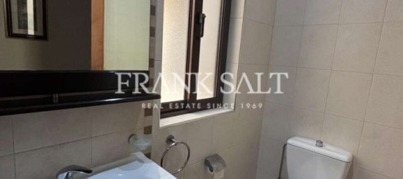 Adosado de 3 dormitorios en Qormi, Malta No. 8222 17