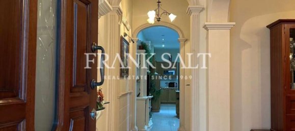 Adosado de 3 dormitorios en Qormi, Malta No. 8222 21