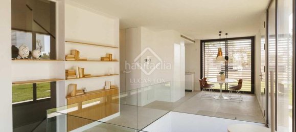 5 غرف نوم فيلا في Gava, Spain رقم 25827 8