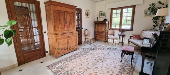 10 Schlafzimmer Haus in Jouy, France, Nr. 64730 7