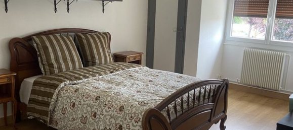 Дом с 6 спальнями в Пуалли-ле-Жьен, Франция № 92912 10