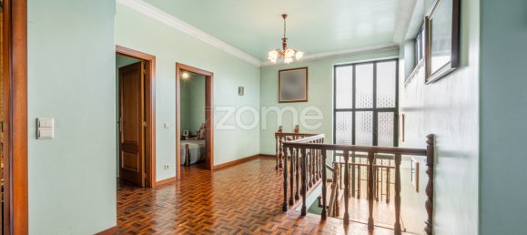 5 bedrooms Villa in Valongo, Portugal No. 121561 8