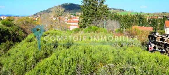 900m² Land in Coucouron, France No. 95727 4