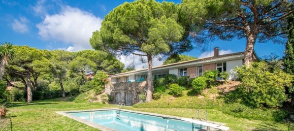 Дом с 6 спальнями в Сан-Андреу-де-Льяванерес, Испания № 289369 3