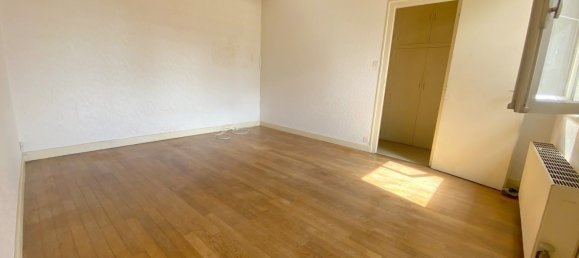 1 Schlafzimmer Wohnung in Saint-Amand-Montrond, France, Nr. 91055 2