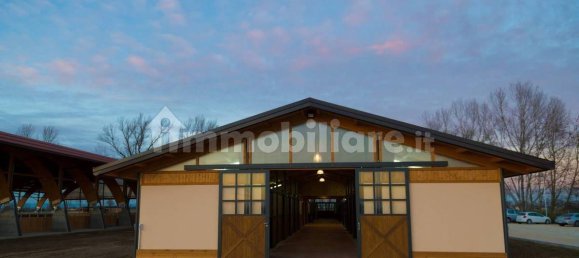 5-Zimmer Gewerbliche Immobilie in Seniga, Italy, Nr. 122310 9