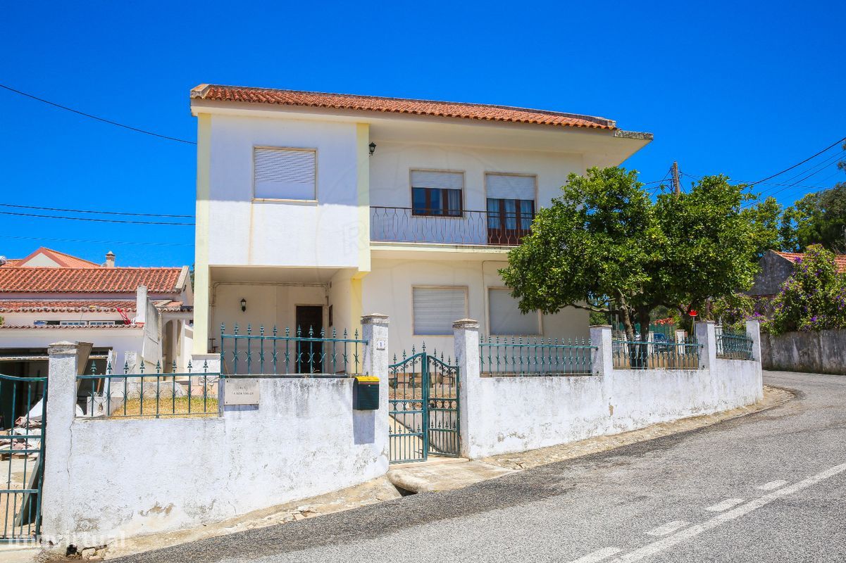 Casa de 6 dormitorios en Alenquer, Portugal No. 46652