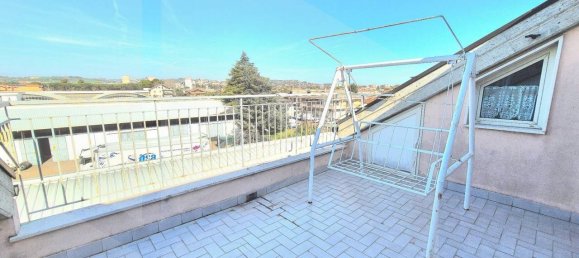 Apartamento de 2 habitaciónes en Pescara, Italy No. 27510 28