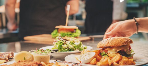 140m² Commercial property in Avignon, France No. 284750 2