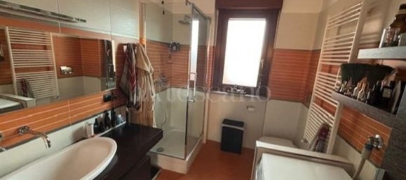 2 rooms Apartment in Turin, Italy No. 148636 12