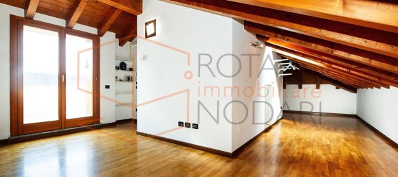 3 chambres Appartement à Bergamo, Italy No. 380810 11