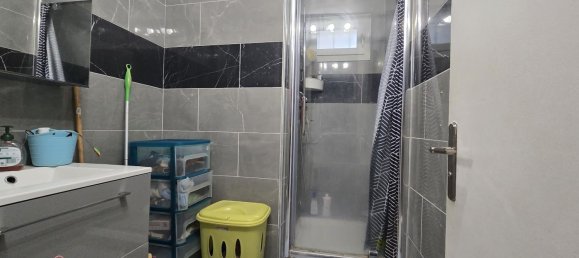 2 Schlafzimmer Wohnung in Colombes, France, Nr. 145122 5