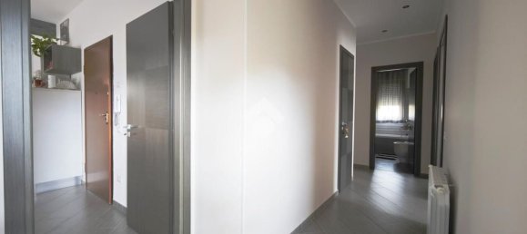 4 rooms Apartment in Palermo, Italy No. 157253 28