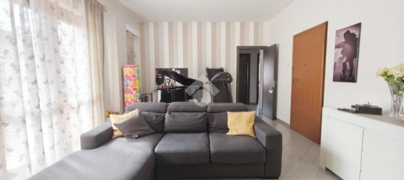 4 rooms Apartment in Palermo, Italy No. 157253 4