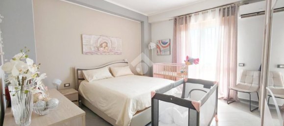 4 rooms Apartment in Palermo, Italy No. 157253 6