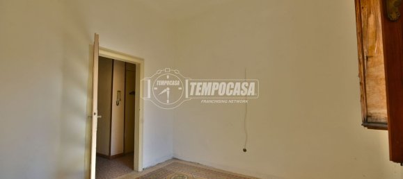5-salle Appartement à Osimo, Italy No. 109192 16