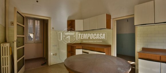 5-salle Appartement à Osimo, Italy No. 109192 12
