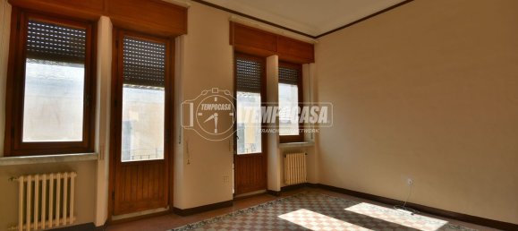 5-salle Appartement à Osimo, Italy No. 109192 8