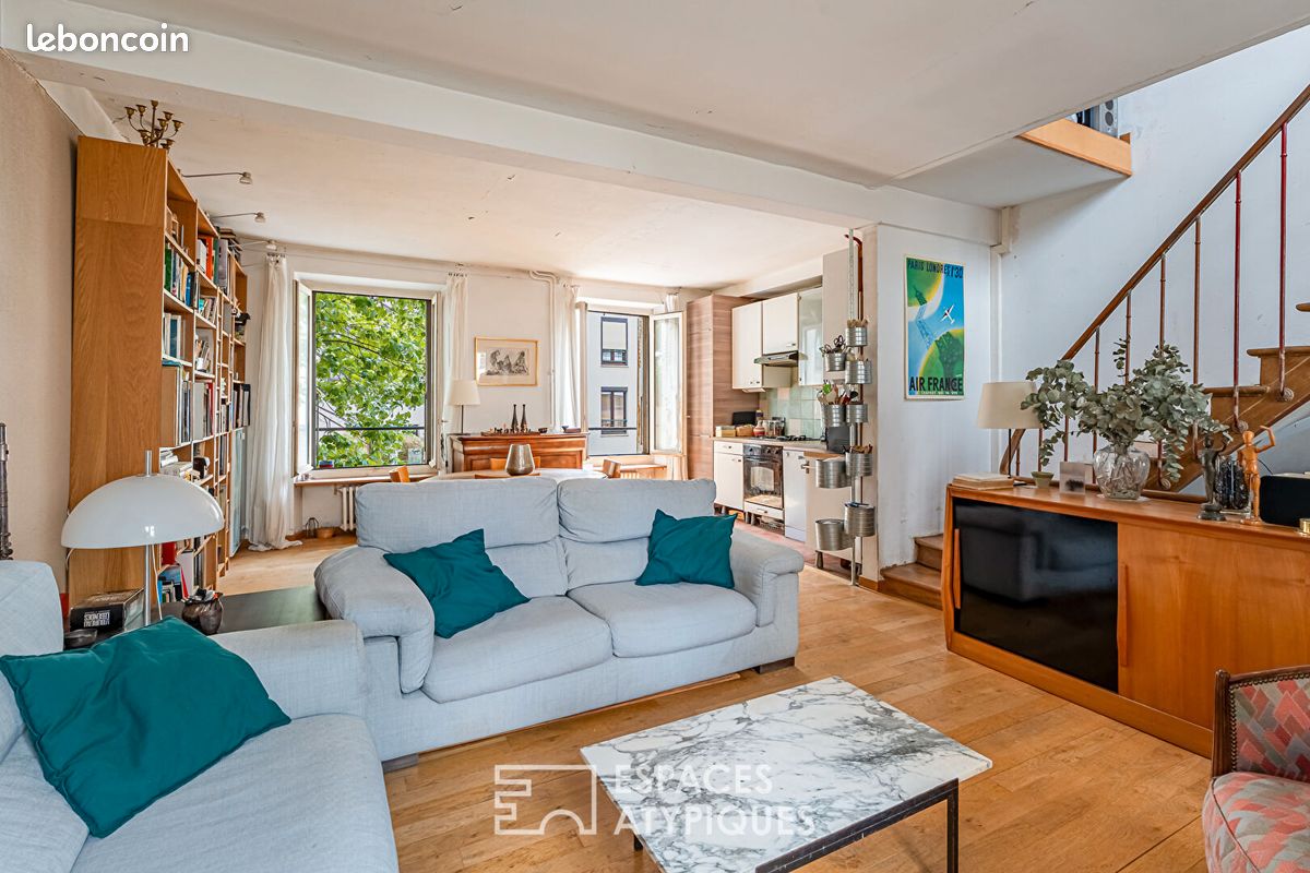 3 bedrooms House in Clamart, France No. 327436