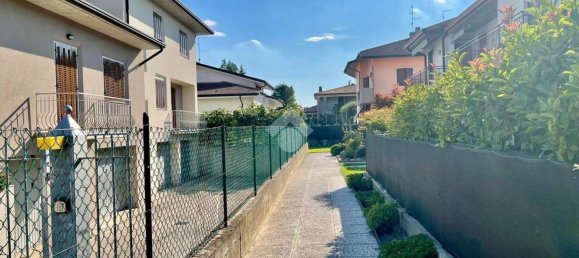 3 rooms Apartment in Zevio, Italy No. 280036 15