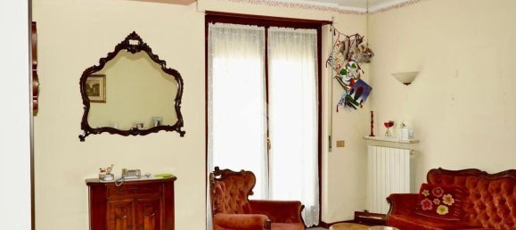 3 rooms Apartment in Zevio, Italy No. 280036 10
