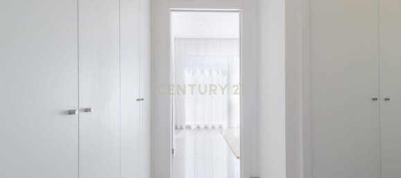 4 bedrooms House in Almada, Portugal No. 137566 13