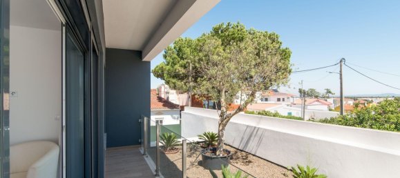 4 bedrooms House in Almada, Portugal No. 137566 29