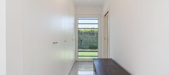 4 bedrooms House in Almada, Portugal No. 137566 16