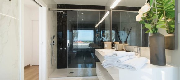 4 bedrooms House in Almada, Portugal No. 137566 32