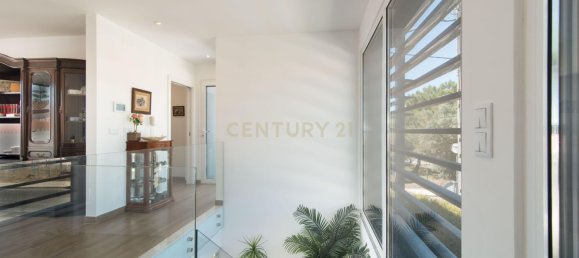 4 bedrooms House in Almada, Portugal No. 137566 18