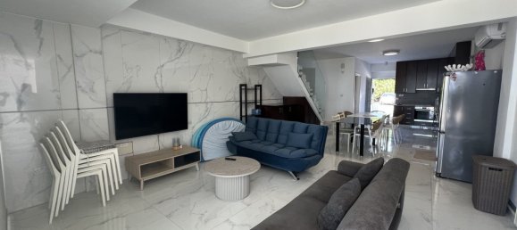 Adosado de 3 dormitorios en Pervolia, Cyprus No. 26132 10