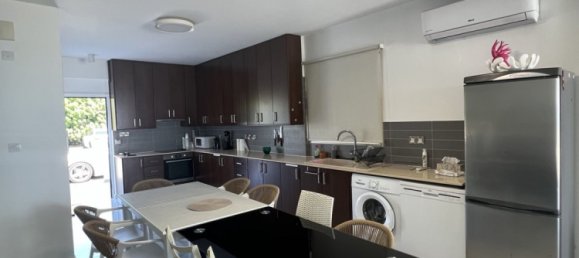 Adosado de 3 dormitorios en Pervolia, Cyprus No. 26132 6