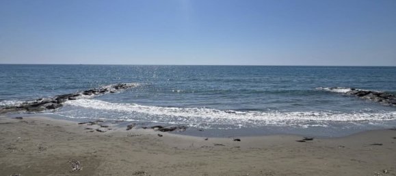 Adosado de 3 dormitorios en Pervolia, Cyprus No. 26132 2