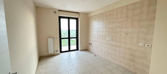 3غرفة شقة في Foggia, Italy رقم 19248 7