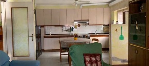 5-Zimmer Wohnung in Lungavilla, Italy, Nr. 180473 8