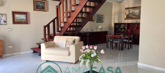 4 bedrooms House in Cesa, Italy No. 74554 5