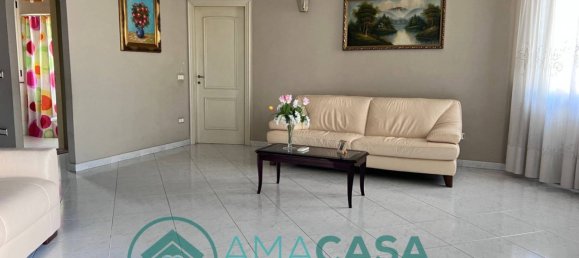 4 bedrooms House in Cesa, Italy No. 74554 8