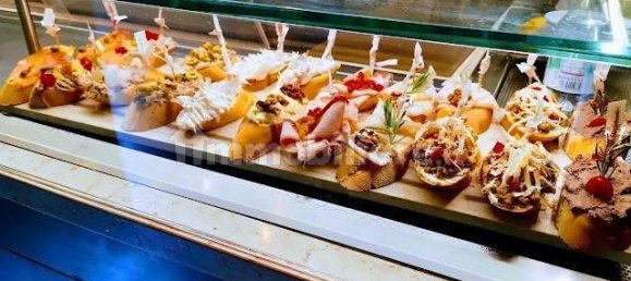 3غرفة عقار تجاري في Chioggia, Italy رقم 228587 2