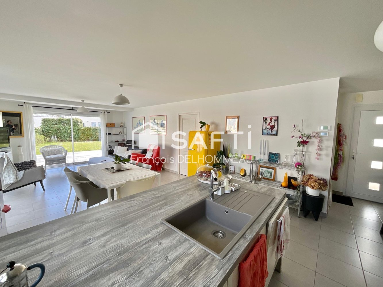 Дом с 3 спальнями в Муйерон-ле-Каптиф, Франция № 98464