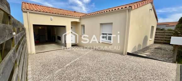 3 bedrooms House in Mouilleron-le-Captif, France No. 98464 3